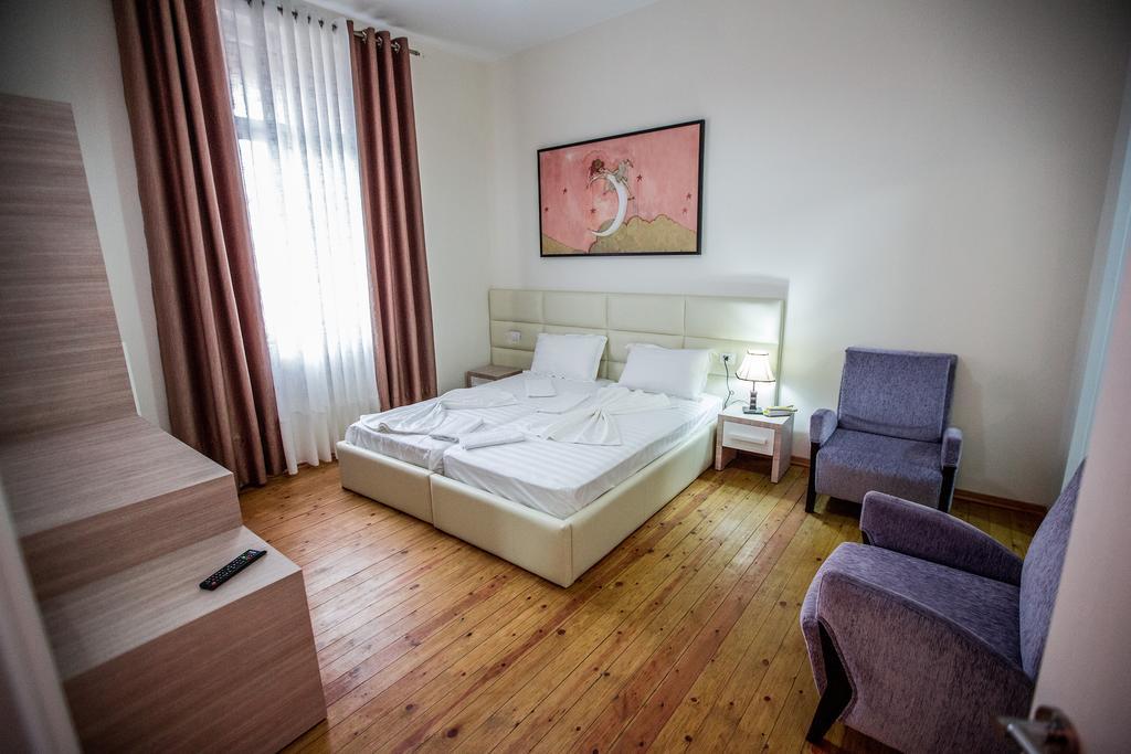 Living Hotel Tiran Oda fotoğraf