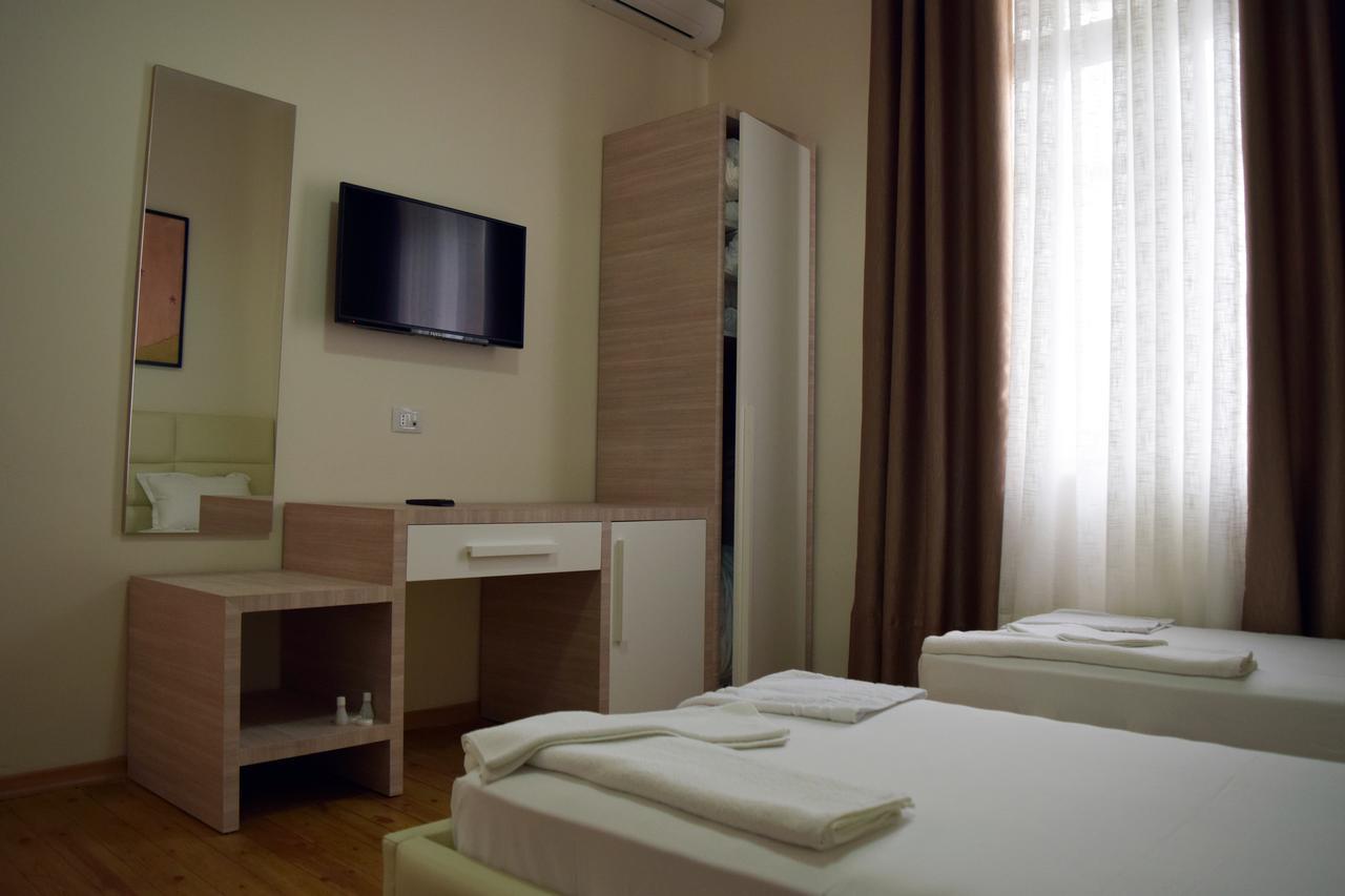 Living Hotel Tiran Dış mekan fotoğraf