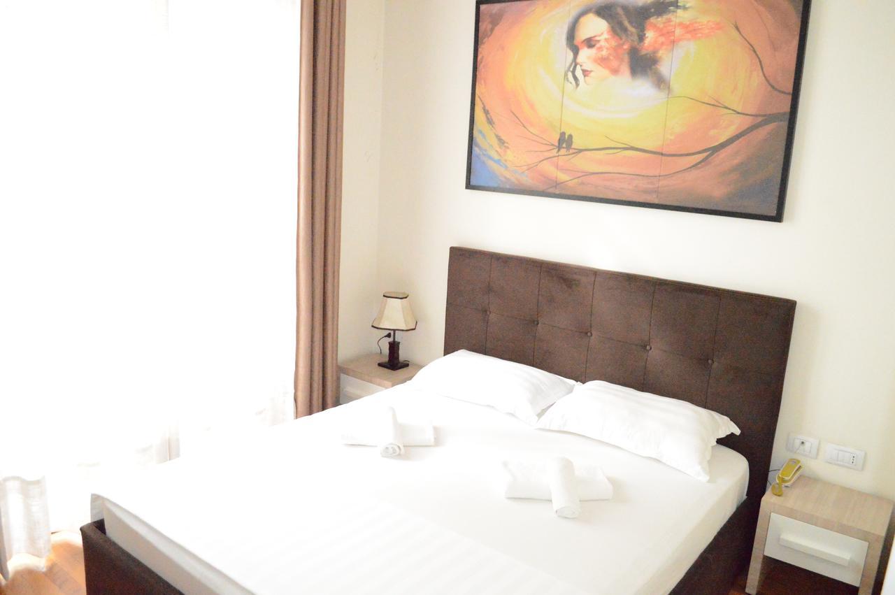 Living Hotel Tiran Dış mekan fotoğraf
