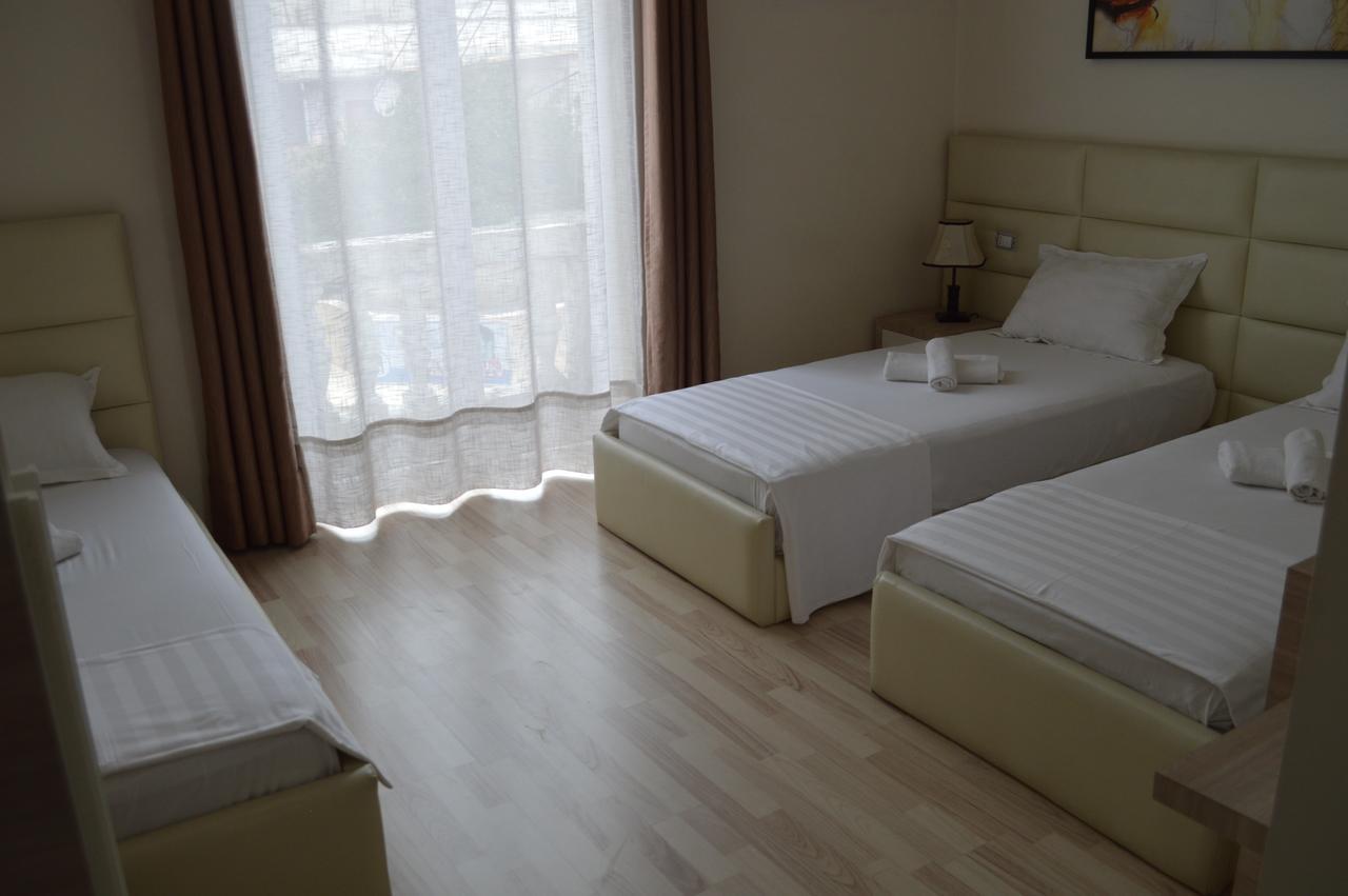 Living Hotel Tiran Dış mekan fotoğraf