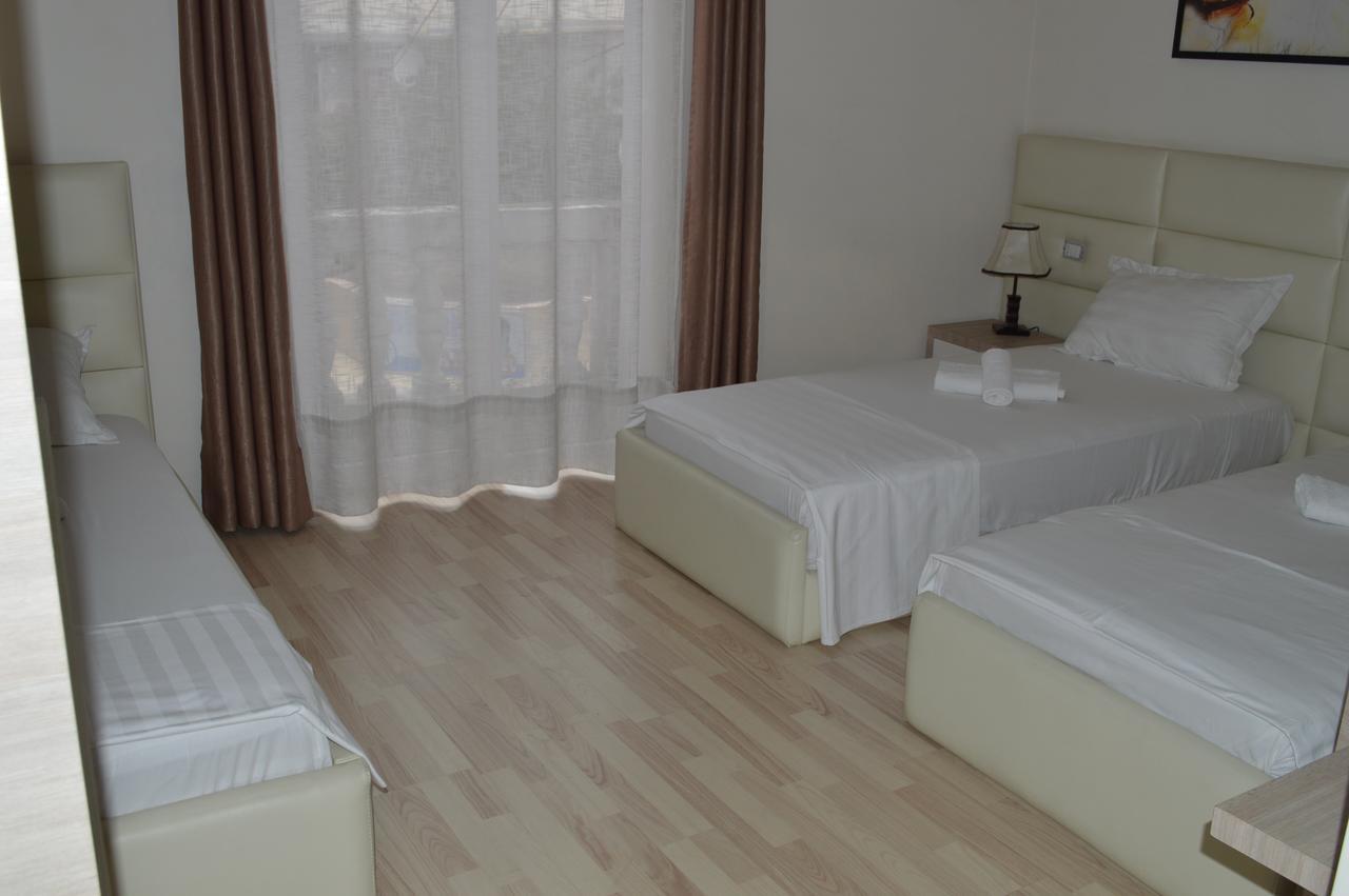 Living Hotel Tiran Dış mekan fotoğraf